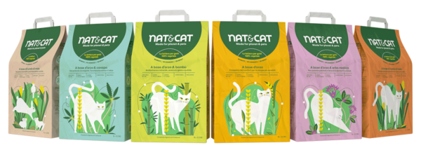 Confezioni di lettiera vegetale per gatti Nat&Cat. Varietà a base di orzo, mais, bambù ed erba medica.