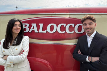 Diletta Balocco e Marco Costamagna, quarta generazione Balocco SpA. Logo Balocco su furgone rosso.