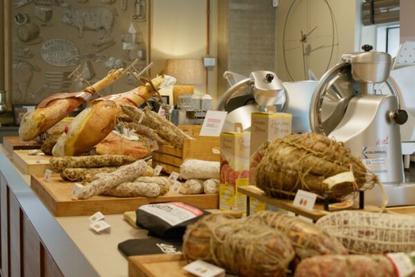 etruria retail e salumitalia