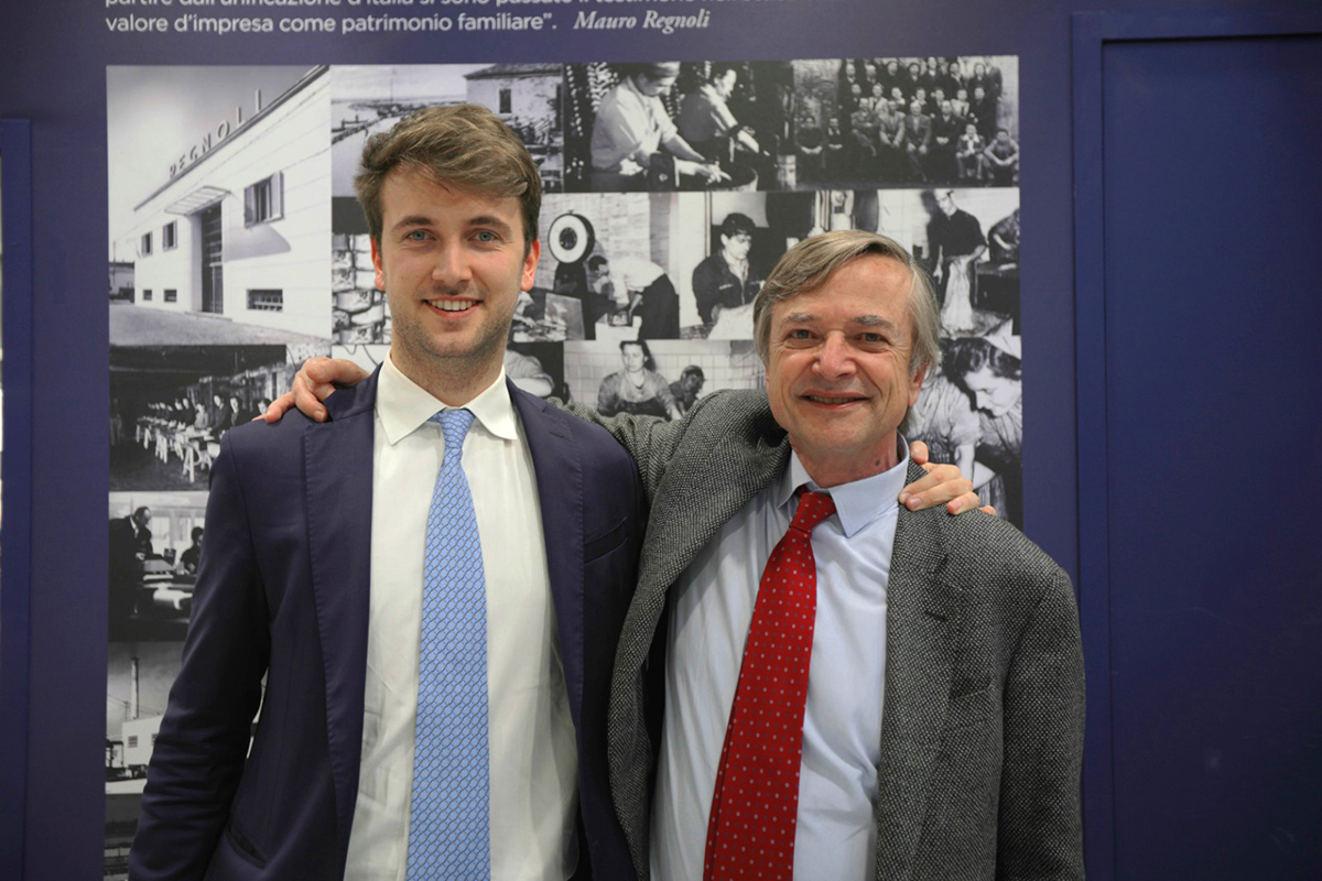 Giorgio e Mauro Regnoli, futuro di Medusa. Imprenditori italiani sorridenti, tradizione familiare.