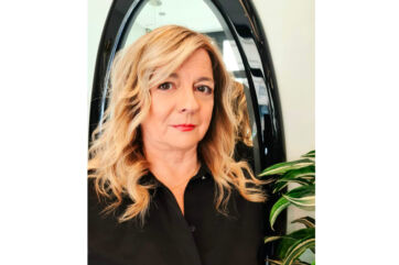 Carla Gherardi, Ar.pa Lieviti. Ritratto di donna bionda, manager di azienda alimentare. Crescita del 12%.