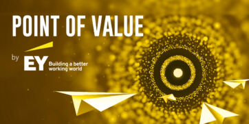 Point of Value EY: Soluzioni aziendali, consulenza. Cerchio dorato, aeroplanini di carta.