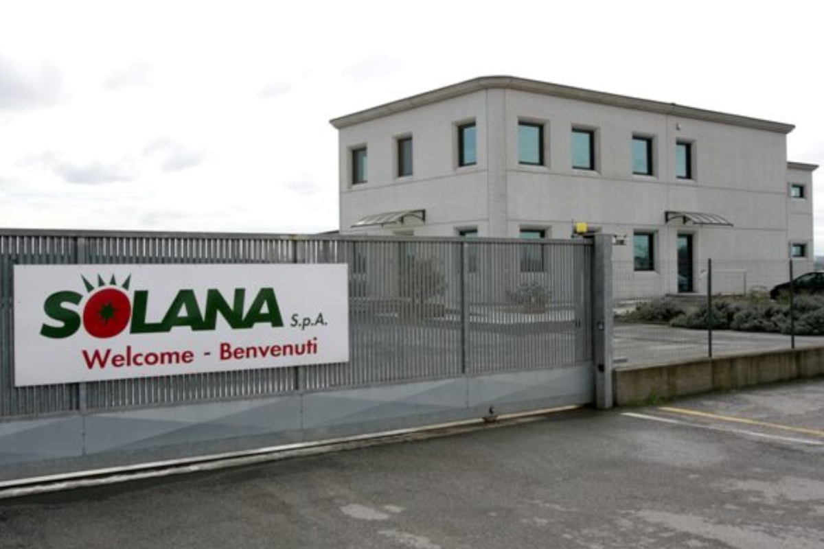 Stabilimento Solana S.p.A., azienda pomodoro da industria. Finanziamento Intesa Sanpaolo per la sostenibilità.