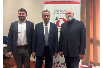 Alessio Mammi, Giuseppe Romanini, Stefano Bonaccini, OI Nord Italia, filiera pomodoro da industria.