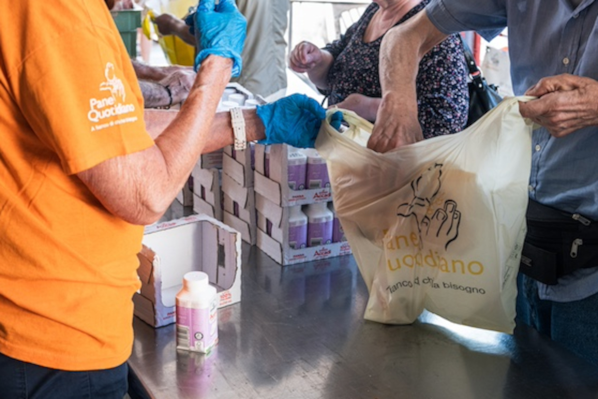 Stef Italia, Mondelez International, spreco alimentare, Pane Quotidiano