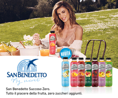 Banner San Benedetto Succoso Zero: modella sorridente, frutta fresca e bevande zero zuccheri. Gusto e leggerezza!
