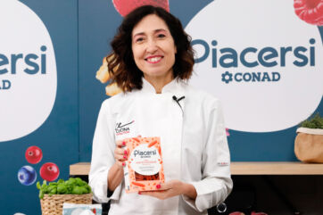 Chiara Manzi presenta Piacersi Conad. Pasta lenticchie rosse, sana e ricca di fibre.