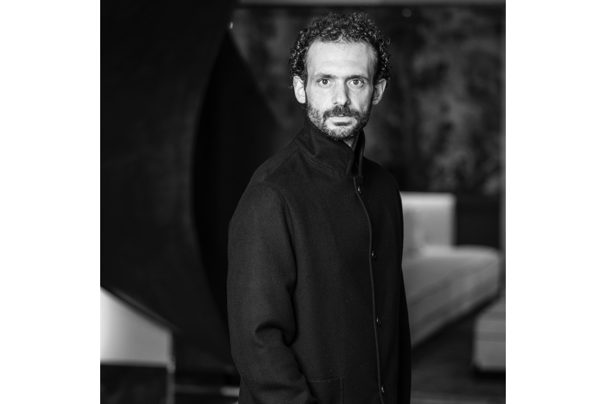 Pietro Ruffini di Ou(r) Group: acquisizione Da Vittorio. Ritratto in bianco e nero.