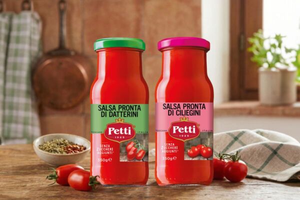 Salse pronte Petti: datterino e ciliegino. Bottiglie di salsa rossa, senza zuccheri aggiunti. Gusto autentico italiano.