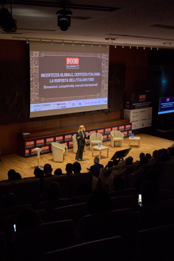 Food Summit: Incertezza globale, certezza italiana. Evento sul valore del food italiano e la community.