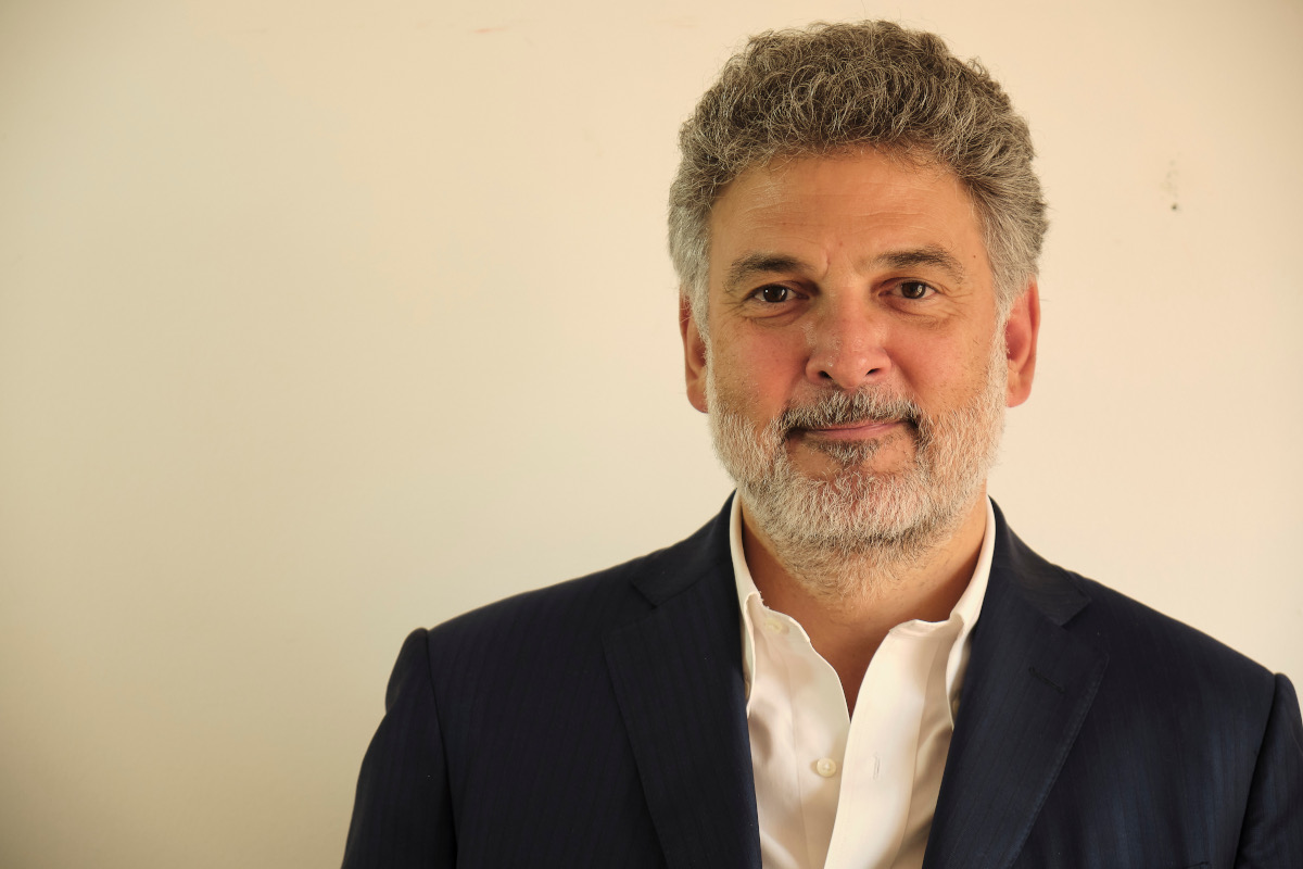 Giuseppe Morici, Presidente Bialetti. Ritratto di uomo in giacca blu e camicia bianca.