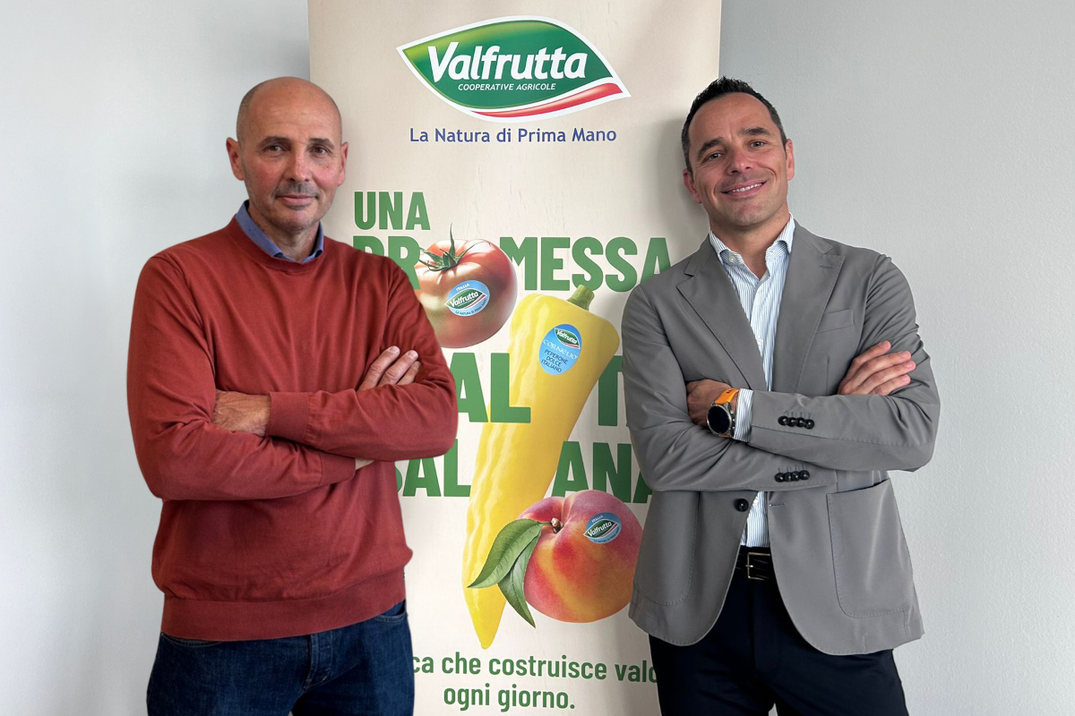 Alberto Guerra, nuovo Presidente Valfrutta Fresco, con Bucchi DG. Ortofrutta di qualità.
