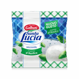 Confezione di Mozzarella Galbani Santa Lucia insaporita al basilico, 125g, con foglie di basilico fresco e acqua.
