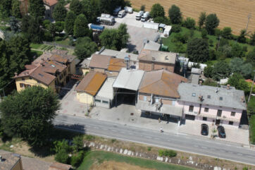 Veduta aerea dello stabilimento Molino Gaspari, storico mulino per la produzione di farine e lieviti per il bakery casalingo