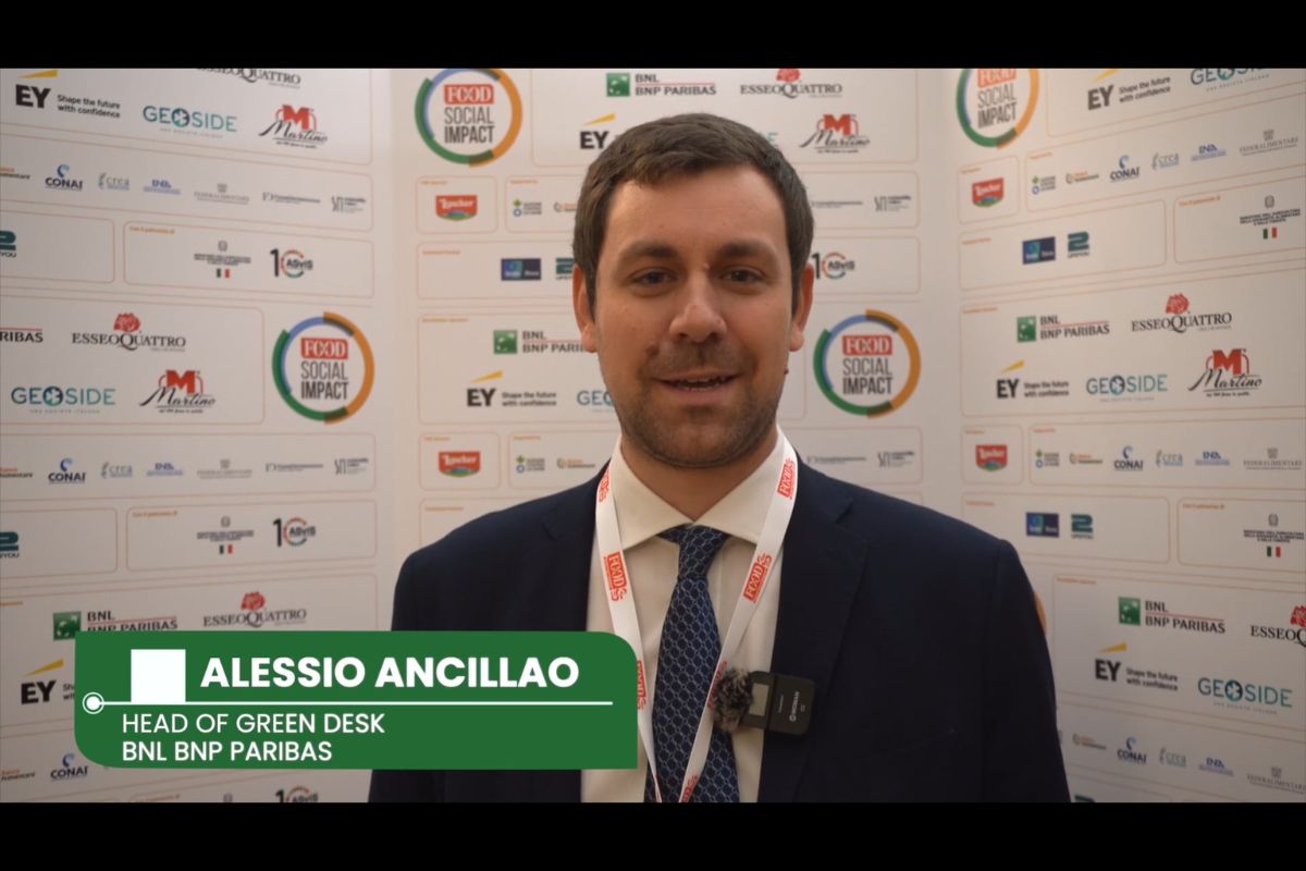 Alessio Ancillao, Head of Green Desk BNL BNP Paribas, interviene a Food Social Impact sulla filiera agroalimentare.