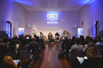 Evento Rio Mare e WWF Italia al MAXXI: tavola rotonda su sostenibilità e oceani con pubblico in sala
