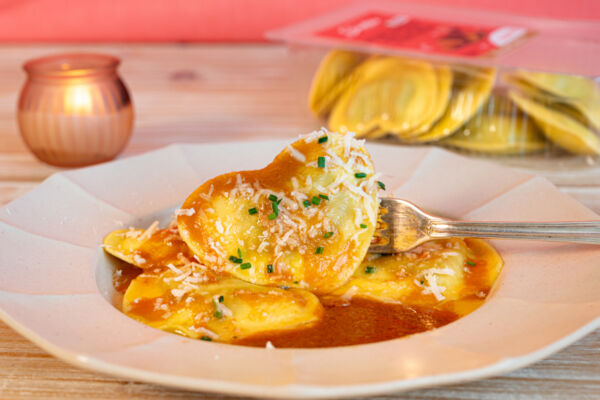 Heart-shaped filled pasta. Raviolificio Scoiattolo Cuori pasta recipe for Morrisons. Italian food.
