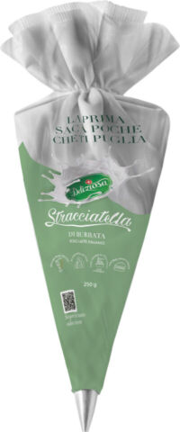 Deliziosa Stracciatella di Burrata in a piping bag, authentic Italian dairy finalist for the 2026 Italian Food Awards USA.