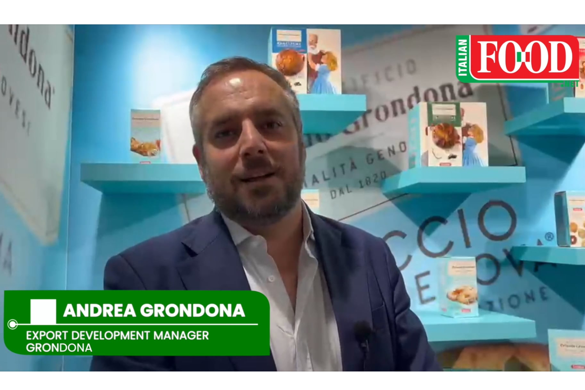 Andrea Grondona, Export Manager, presents Italian bakery heritage at Grondona booth, SIAL Paris 2026.