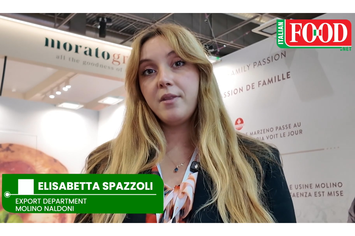 Elisabetta Spazzoli, Molino Naldoni export manager, at SIAL Paris 2026 Italian flour trade show.