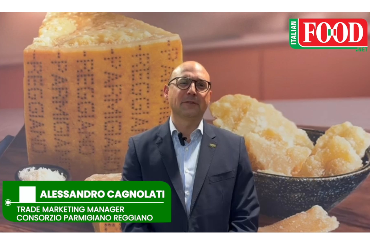 Alessandro Cagnolati, Consortium manager, presents Parmigiano Reggiano PDO growth at SIAL Paris 2026 for Italian Food.