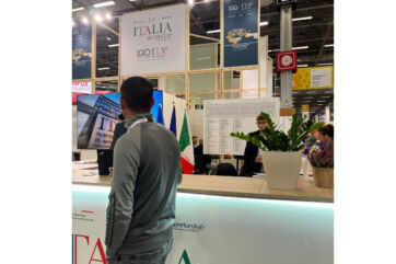 Italian food excellence showcased at SIAL Paris 2026 with Italia collettiva stand, visitors, and exhibitors networking.