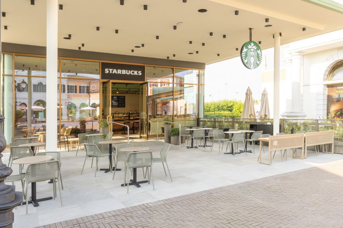 starbucks mcarthurglen