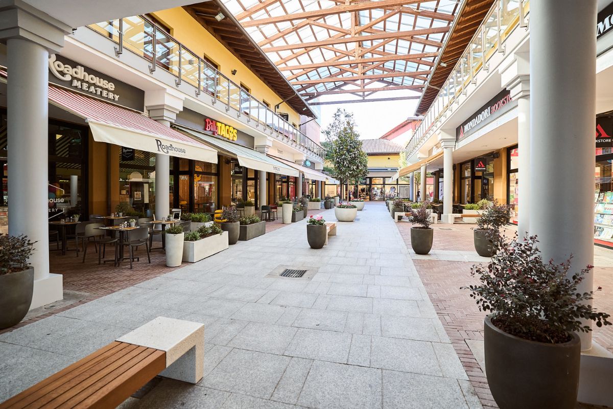 Castel Guelfo The Style Outlets, completato il restyling della food court