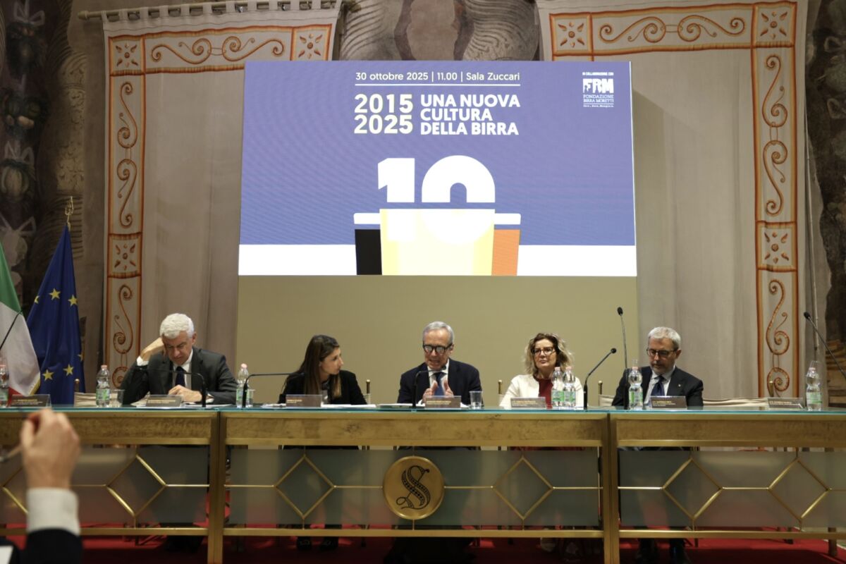 Relatori al convegno Birra: un mercato in salute. Evento FBM, cultura birraia italiana.