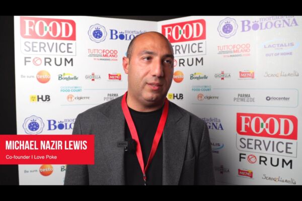 Michael Nazir Lewis, co-founder I Love Poke, al Food Service Forum 2025. Franchising e ristorazione.