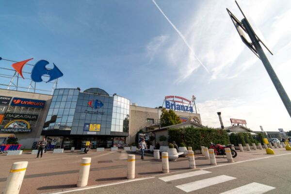 Centro Commerciale Brianza. Svicom gestisce portfolio retail Carmila Italia.