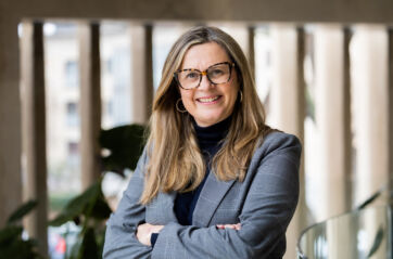 Natalie Schmidt, Retail Director di Neinver. Ritratto professionale.