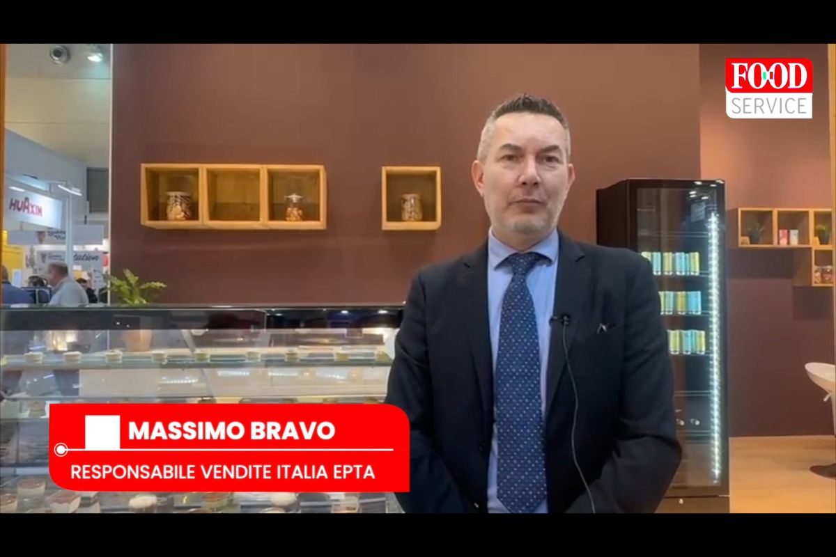 Massimo Bravo di Epta al Sigep, refrigerazione sostenibile. Design convertibile per il settore food service.