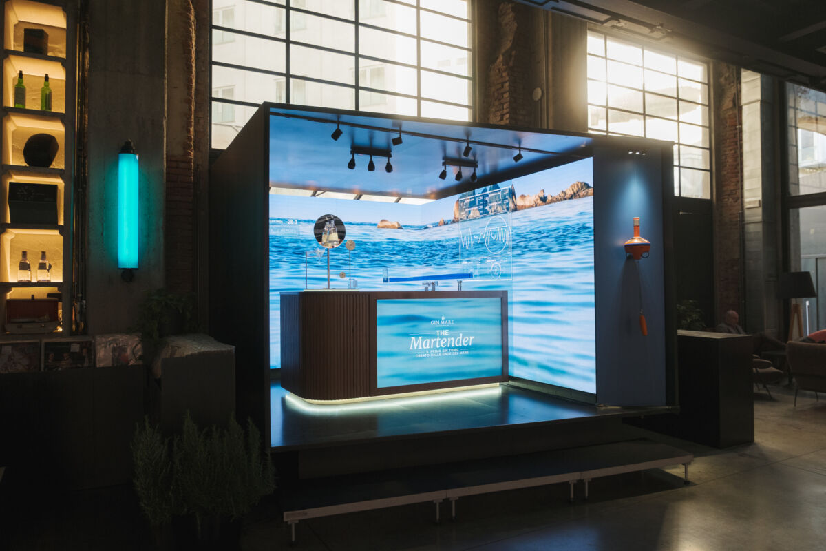 Bar Gin Mare The Maretender: cocktail, performance. Design moderno, atmosfera mediterranea. #GinMare #Maretender