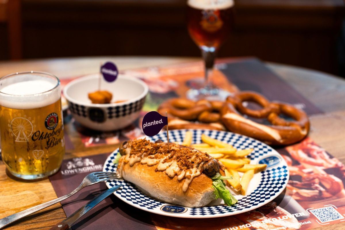 Löwengrube: nuovo menu 100% vegetale in collaborazione con Planted