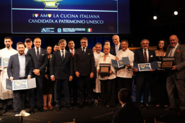 Eccellenza agroalimentare italiana al Fancy Food Show: premiazione e autorità. Cucina italiana candidata UNESCO.