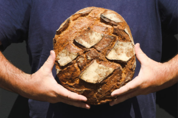 Davide Longoni arriva a Bolzano: il nuovo store di pane artigianale