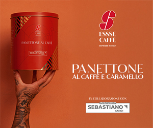 Banner Essse Caffè Dicembre 2025: Panettone al caffè e caramello in latta, in collaborazione con Sebastiano.