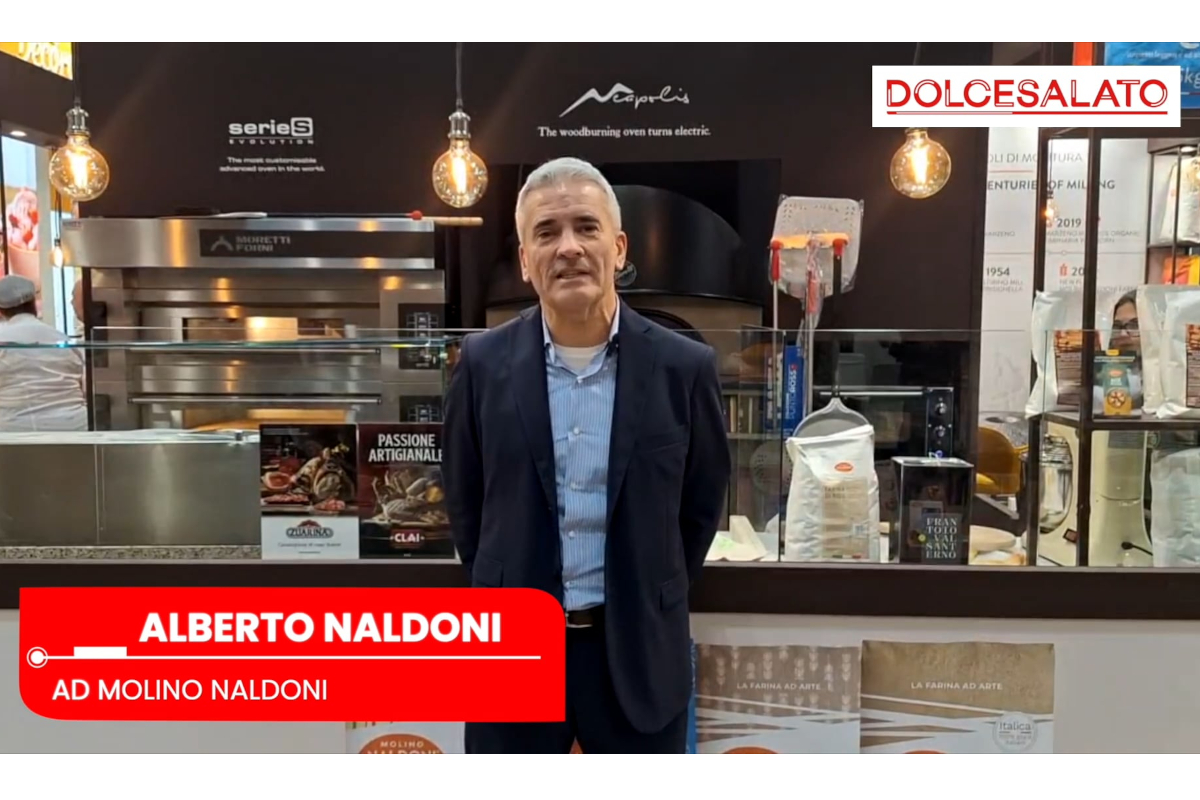 Alberto Naldoni, AD Molino Naldoni a Sigep 2026. Stand con forno e farine. Innovazione e crescita.
