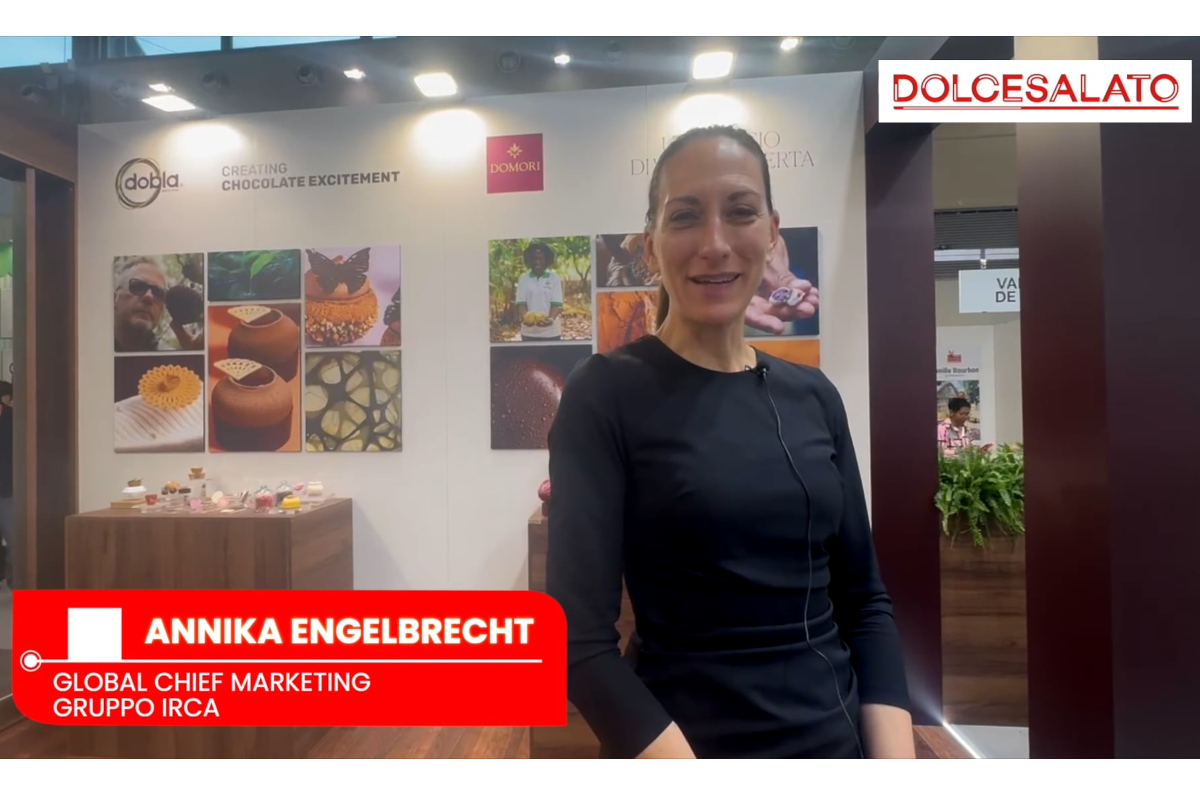 Annika Engelbrecht, Global Chief Marketing IRCA, a Sigep 2026. Stand con prodotti di cioccolato Dobla e Domori.