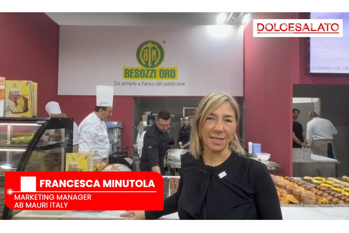 Francesca Minutola, AB Mauri Italy, a Sigep 2026. Stand Besozzi Oro con pasticceria.