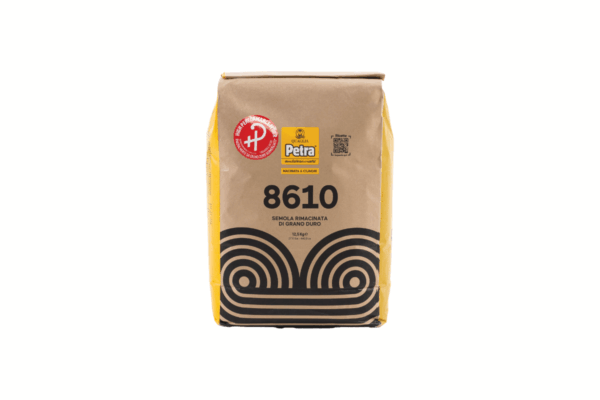 Sacco di Farina Petra 8610 per toast e sandwich. Semola rimacinata di grano duro per panificazione.