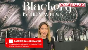 Blackery Molino Dallagiovanna a TUTTOFOOD: Sabrina Dallagiovanna presenta la farina nera. #Blackery #MolinoDallagiovanna #TUTTOFOOD