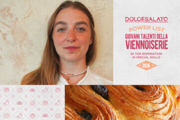 Silvia Dell’Acqua nella Power List Dolcesalato dei giovani talenti della viennoiserie 2026 con un pain au chocolat.