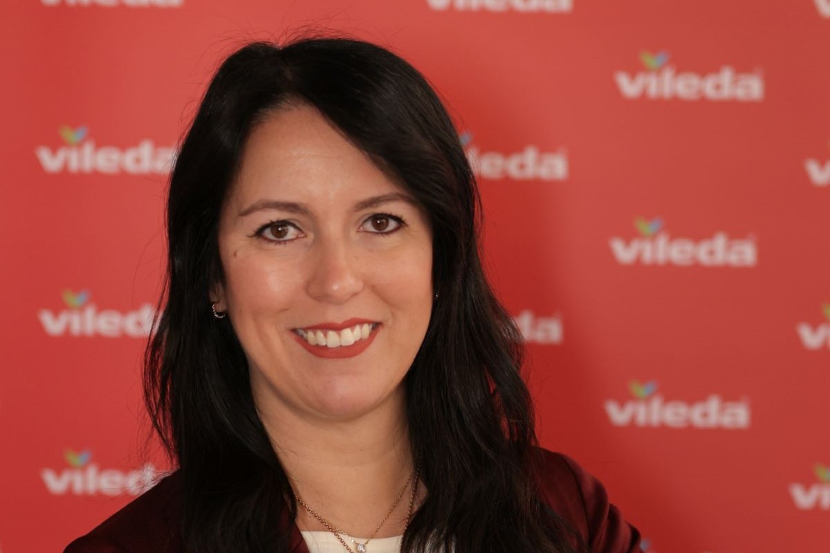 Marta Alderighi di Vileda presenta Flex&Catch, nuovo hand duster per la pulizia della casa.