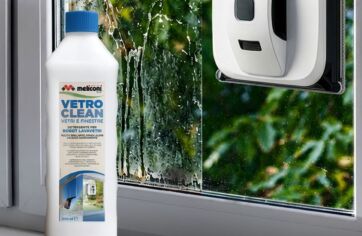 Detergente Meliconi VetroClean per robot lavavetri, ideale per pulire vetri e finestre senza lasciare aloni.