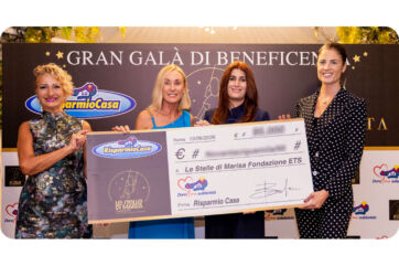 Donazione Risparmio Casa a Le Stelle di Marisa Fondazione ETS durante il Gran Galà di beneficenza Doniamo Solidarietà.