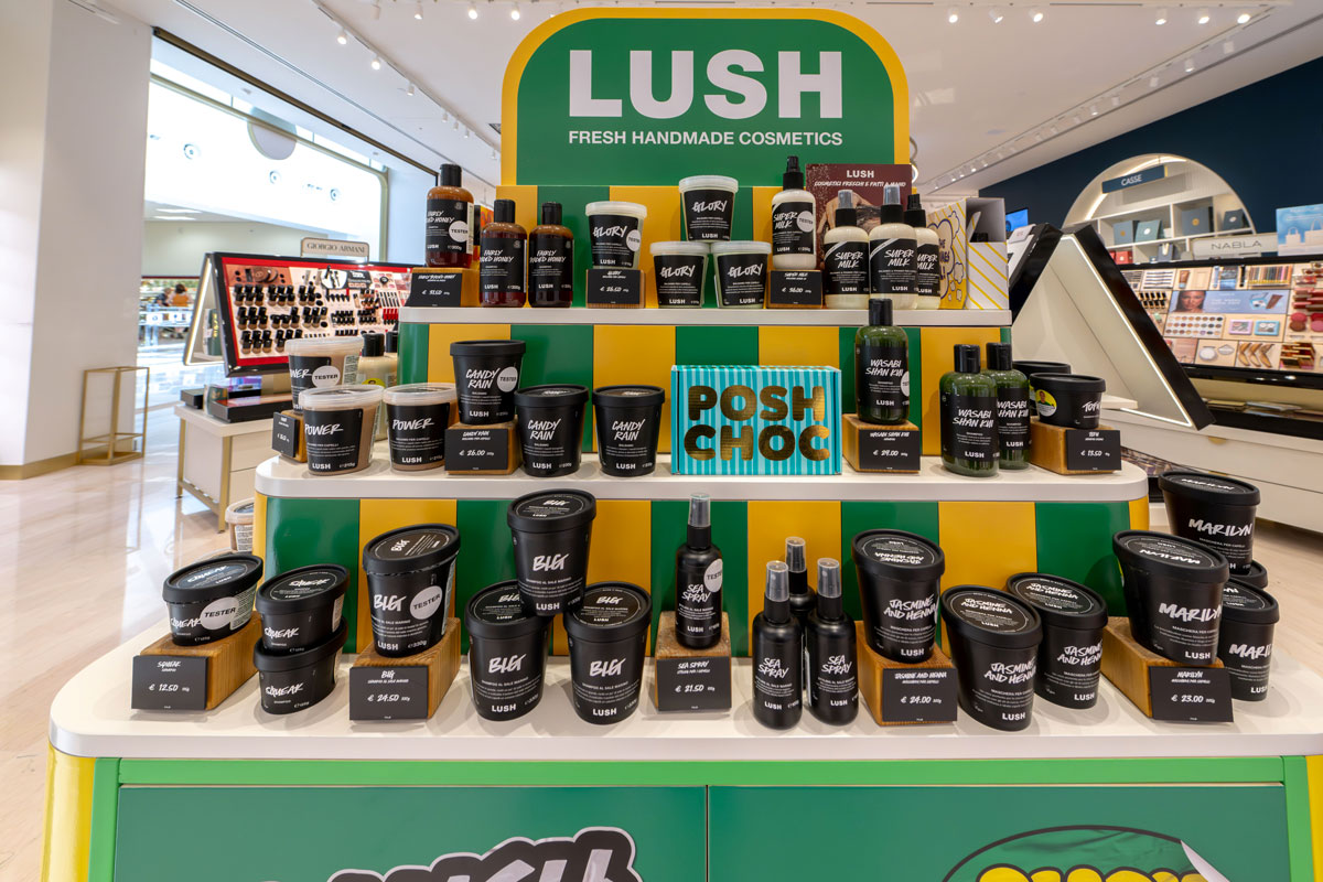 <strong>Lush entra nei beauty store eb® di Esselunga</strong>