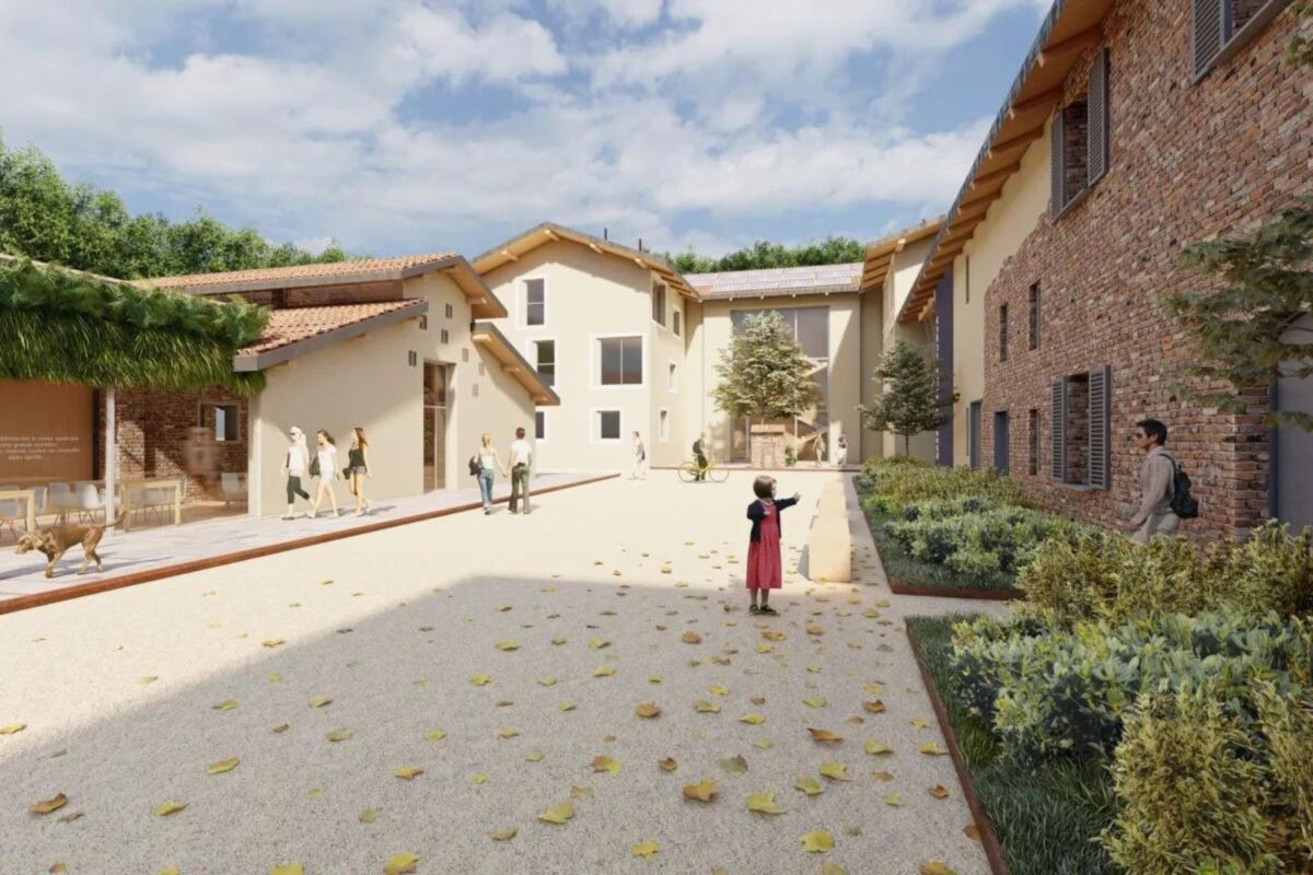 Cascina Sella Nuova: progetto Cosnova per impegno sociale. Architettura rurale, persone, spazio aperto.