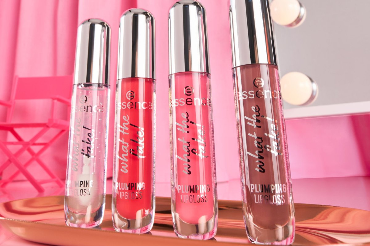 Gloss labbra volumizzante Essence What the Fake!. Make-up drugstore, cosnova.